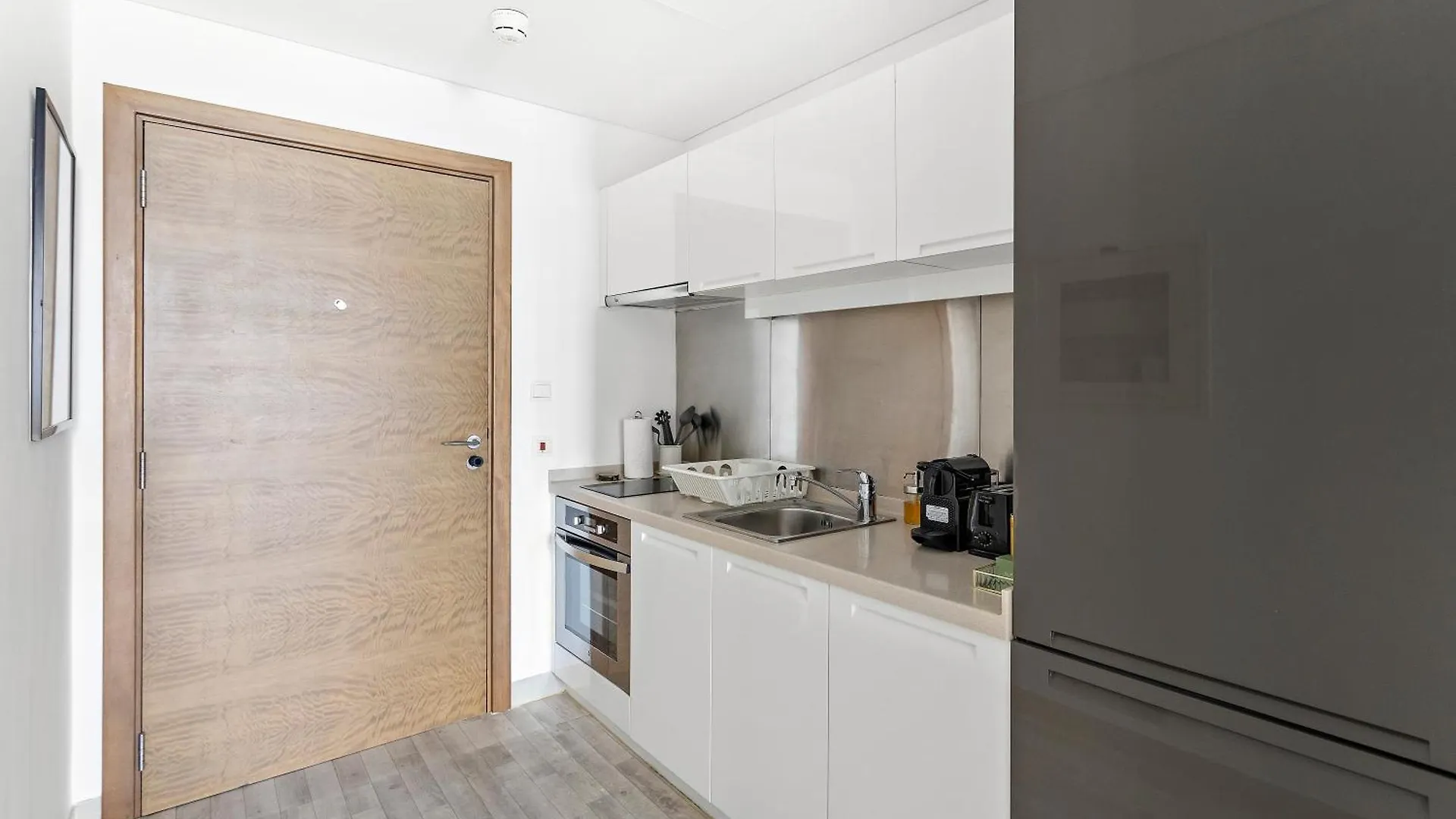 Silkhaus Chic Studio Burj Khalifa Short Walk Apartment Dubai
