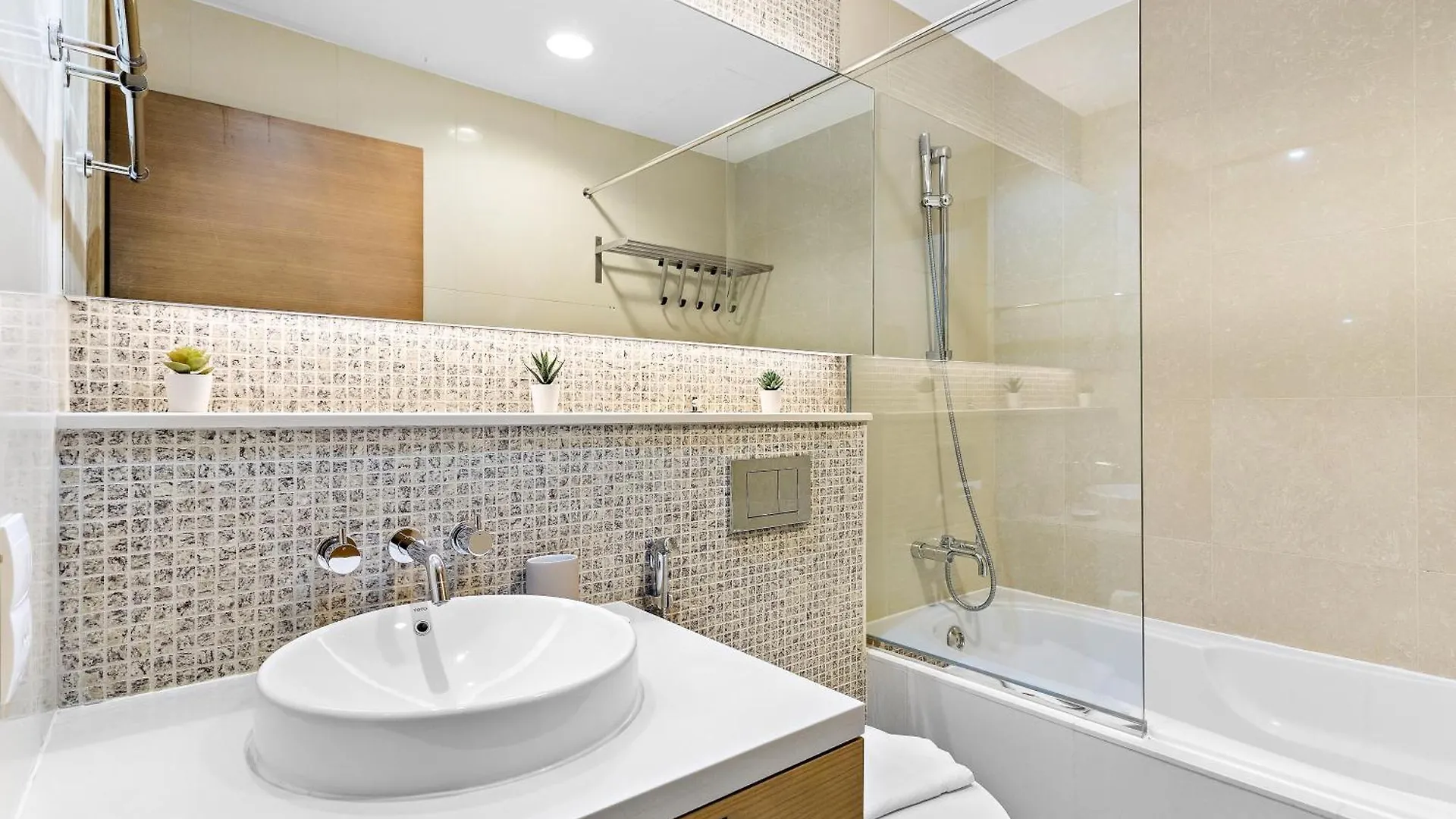 Appartamento Silkhaus Chic Studio Burj Khalifa Short Walk Dubai